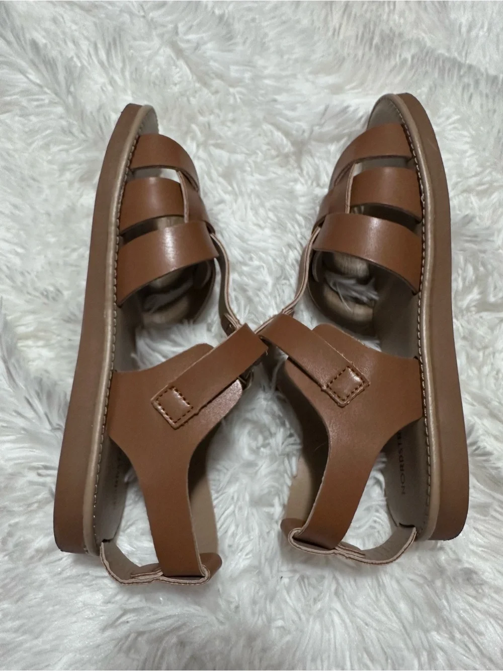 Used Nordstrom Brown Girls' T-Strap Woven Sandals size 3.